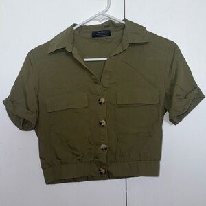 🔴4/$16: Bershka Army Green Crop top